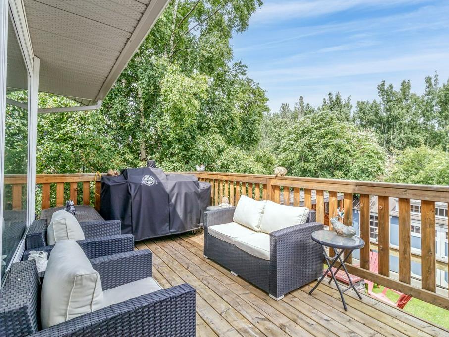 Looking to buy or sell a home, condo or duplex in Red Deer, AB , call or text Real Estate Agent Donna Empringham at 403-872-0105